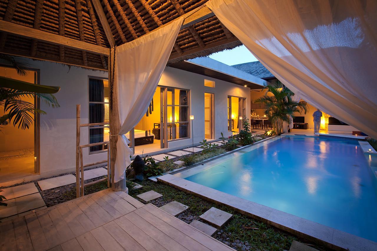 קוטה לומבוק Enigma Bali Villas מראה חיצוני תמונה